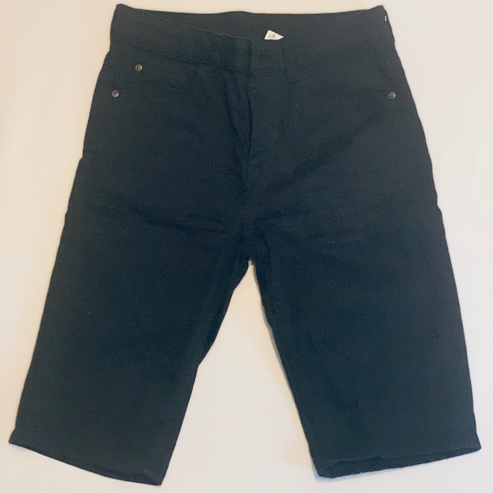 HM boys shorts.